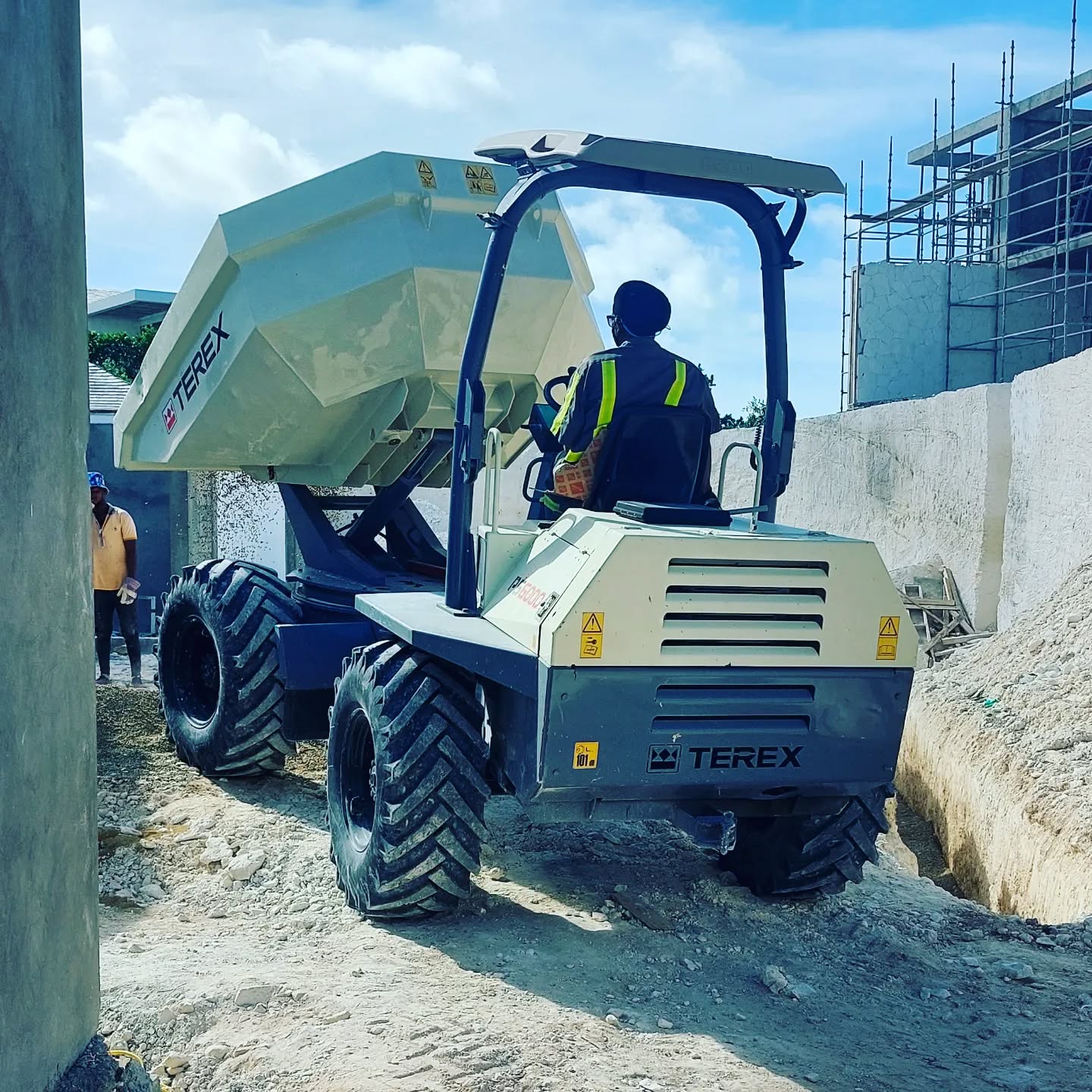 355097844_221972730187745_7327134376911894555_n